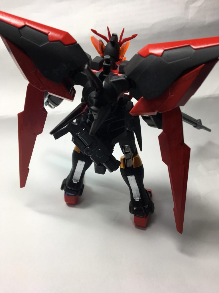 ダークマターブースターの元の色と合わせて黒と赤をメインカラーにしました。