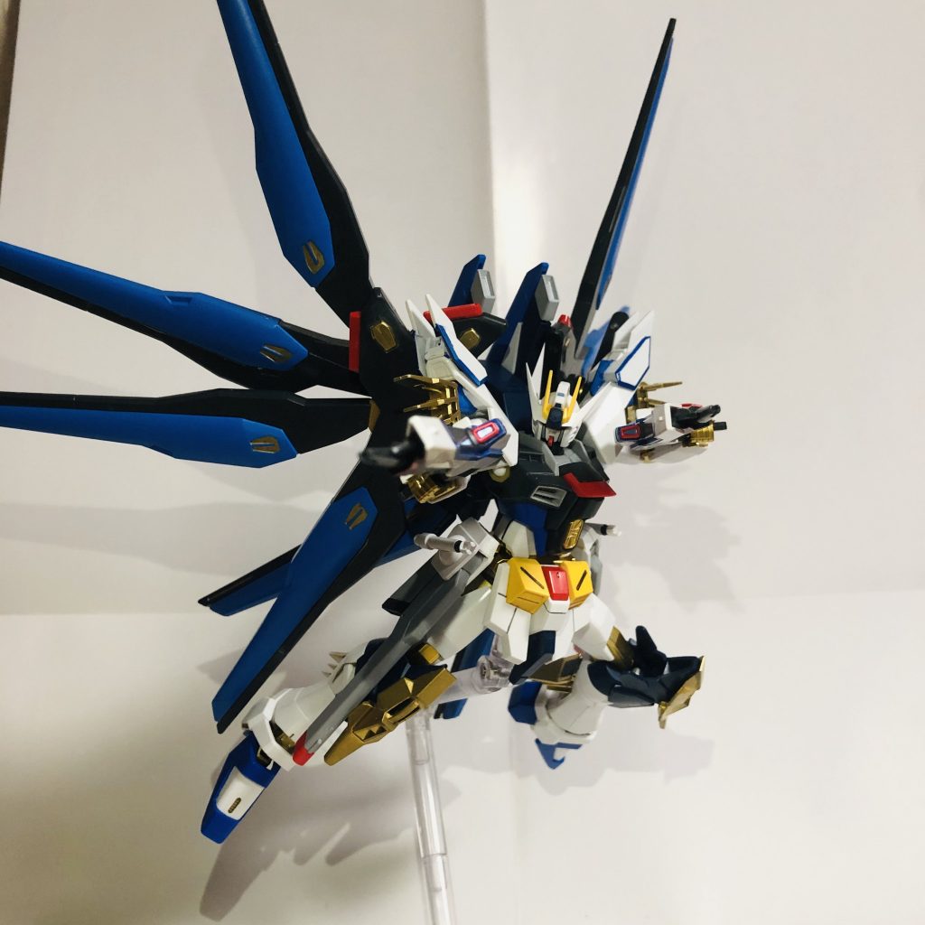 ロングライフルを捨て二丁ライフルでの攻撃