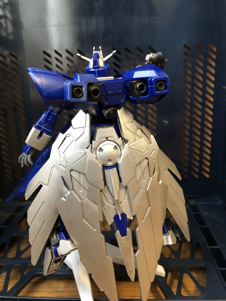 背面