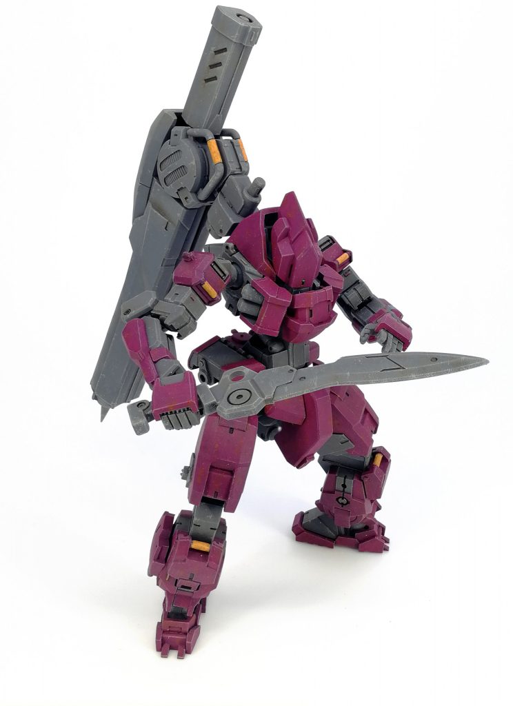 手持ちの鉈はフラウロスとポルタノヴァの鉈をニコイチ。
どこにでもある信頼と実績の量産品イメージ。