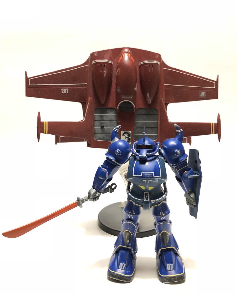 ドダイYSと
エンジ色のドダイとグフが良く似合うのは何故なんだろう。
そして旧キットドダイにはやっぱ旧キットグフが良く似合う。
ヒート剣はヒートロッドの穴に差し込む方式☆
持ち手の角度がお気に入り♪♪