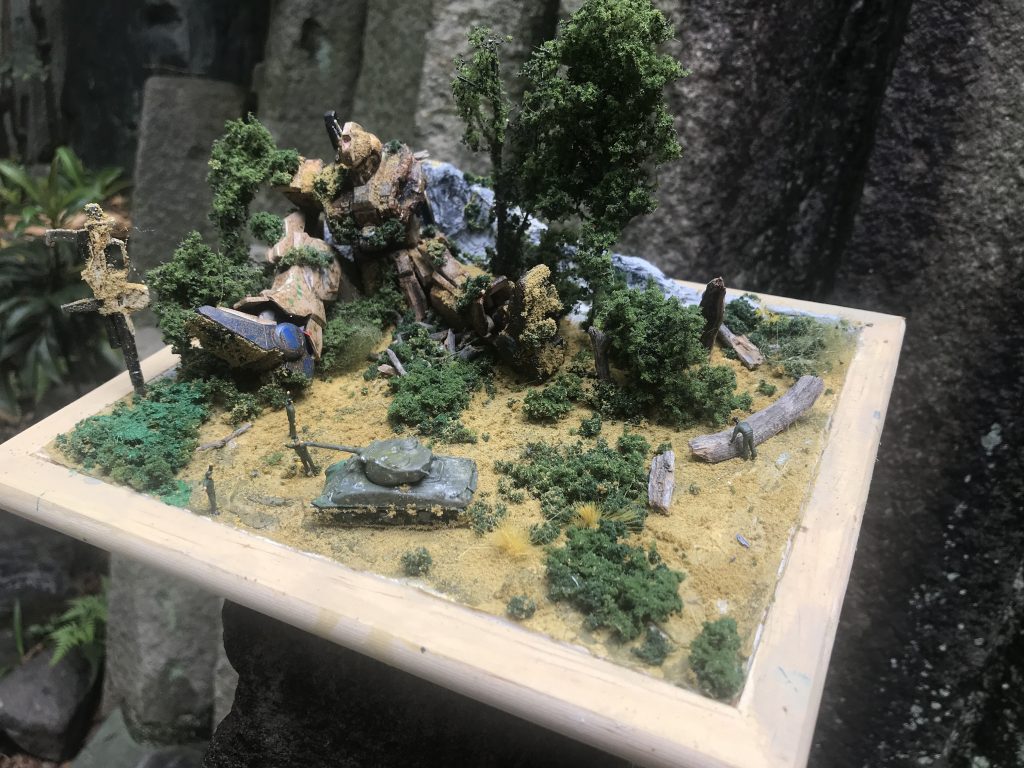 別角度で見るとこんな感じです。
空をバックに撮りたいですが、いかんせん障害物が多く綺麗な青空をバックにできないです。

ご閲覧ありがとうございました。