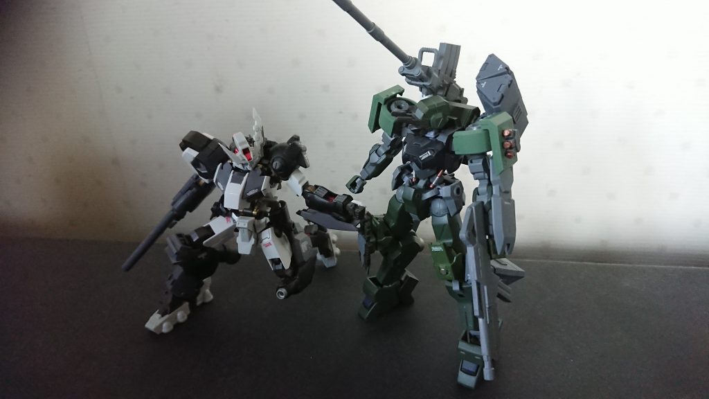 アスモデウス「ちょっとナイフ貸してく
れ。」
獅電「しゃーねーな、膝にあるやつ取りな。」