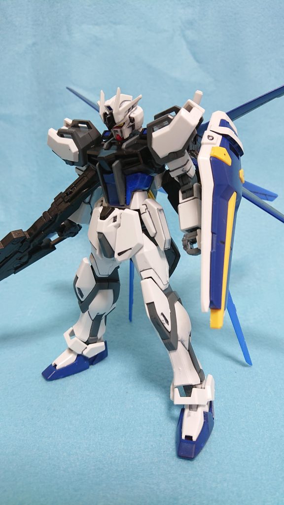 フロント
武装 試作型バスターライフル、シールド、ヴァジュラビームサーベル×2、フォールディングレイザー×2