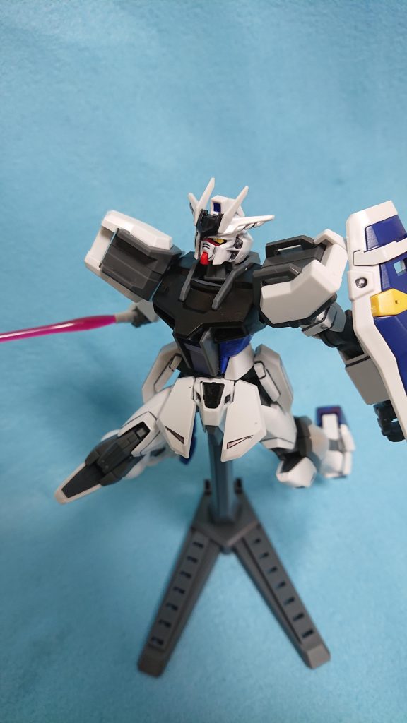 今回はスプレー塗装初挑戦でした。ストライカーの製作が行き詰まってしまいましたが、問題なく完成できました!
閲覧ありがとうございました!!