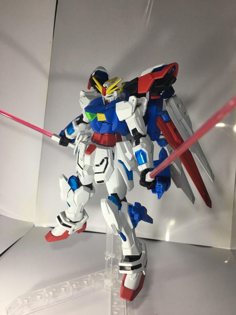 両脇にあるバーニングスラッシュは明日香同様にミドルレンジで多用する。
(明日香は「弟子なんか取るつもりないから師匠って呼ばないで!」などと口では突っぱねてはいるが、事あるごとに助言したり、格闘、剣術のスパーリング相手にして稽古をつけるなど、意外と面倒見がいいらしい)