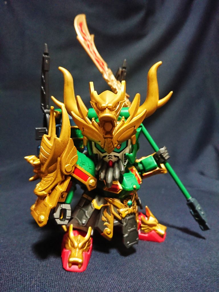 鬼神装 関羽ガンダム
バックパックを新たな鎧、鬼神装の鎧に換装した関羽ガンダム。
モチーフは強化型ZZガンダムです。