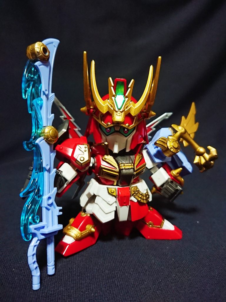 龍刃装 張飛ガンダム
ストライク劉備の蒼龍の神器を装備。
コミックワールドで再現された姿となります。