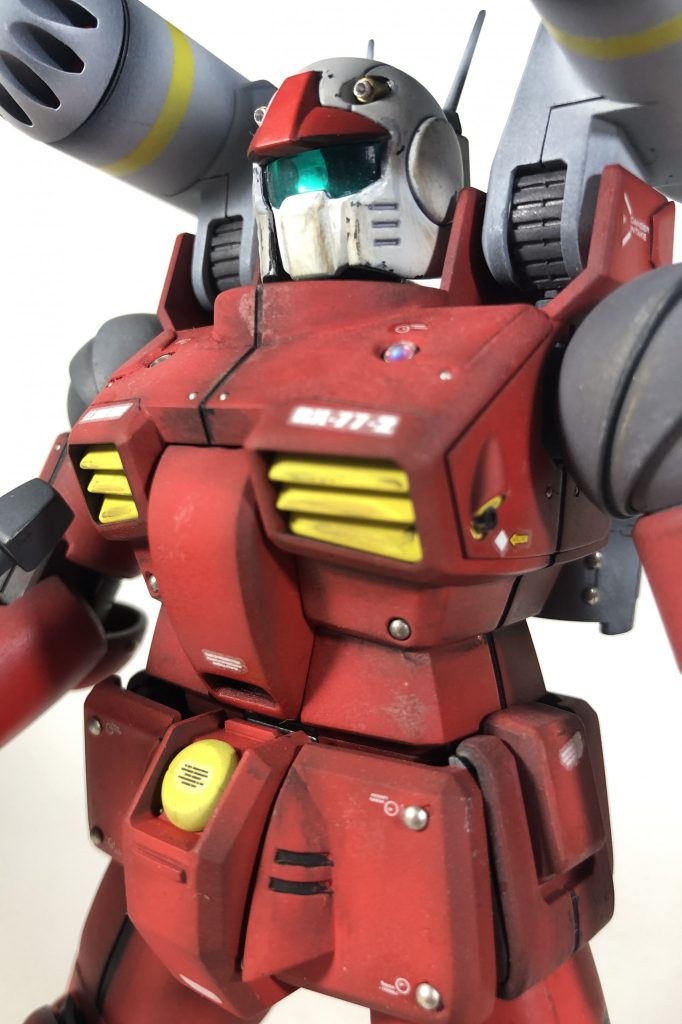 胸は2ｍｍ穴を開けて1.8ｍｍメタルの皿パーツでセンサー風にしました。