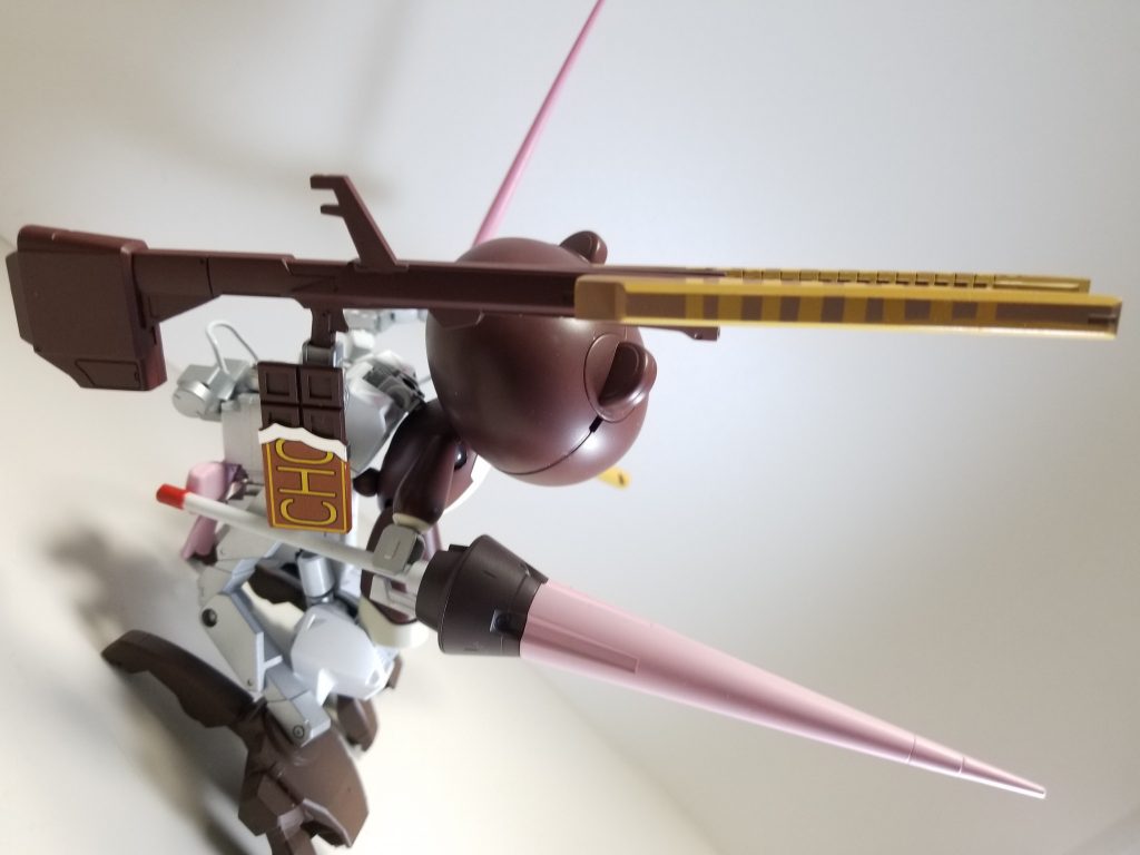 パワーローダーの右側にあるレール砲。
絶対に伝わらないと思いますが、ウエハースチョコがモチーフ元です(T^T)
プチッガイ本体に付属していた板チョコは基部の装甲として取り付けてあります( ˙꒳˙ )