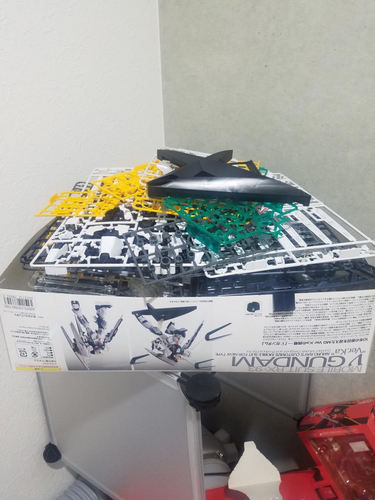 制作開始前のランナー確認でかなりの枚数に動揺して1日目が終わったのはここだけの話です