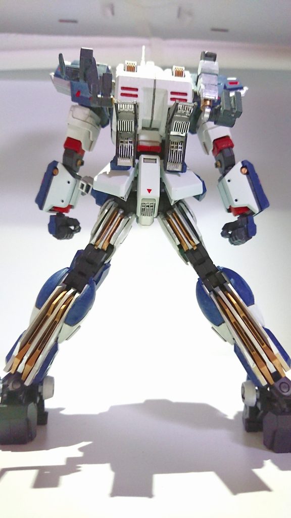 スラスターベーンの塗り分けは、元キットが優秀だったのでとても楽でした。