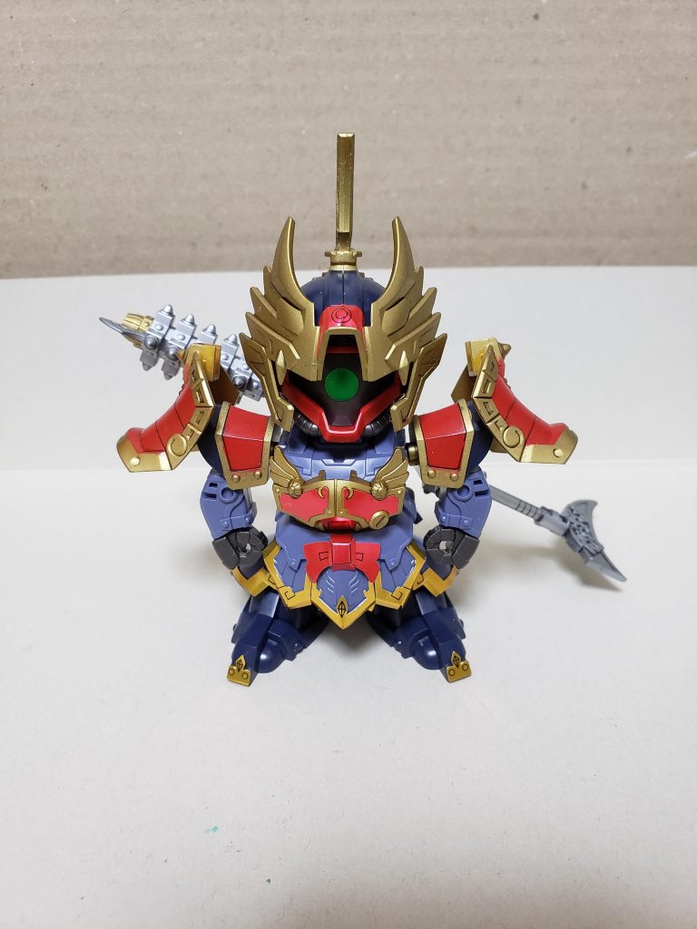 正面
下半身は塗装せずシールに頼ってます。