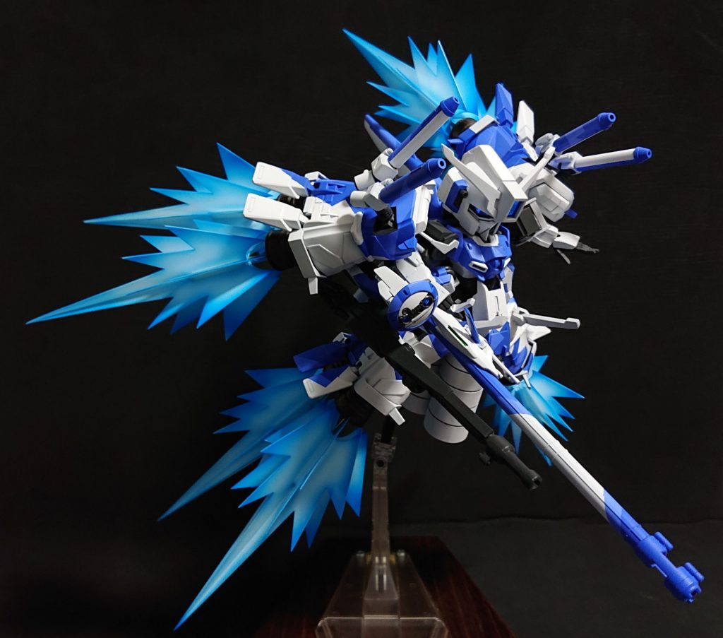 エフェクトとポーズで躍動感を出してみました。