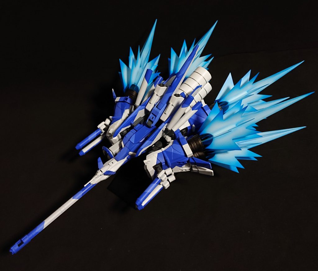 差し替えでウェーブライダーに変形します。