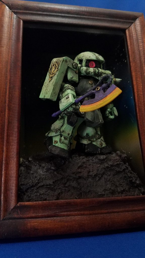 シールドのエンブレム
金が映えますねー