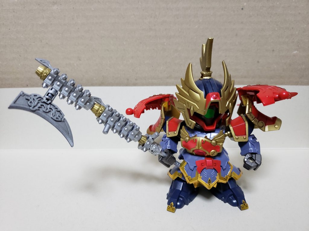 鋼甲形態
武器は鋼疾黎骨朶