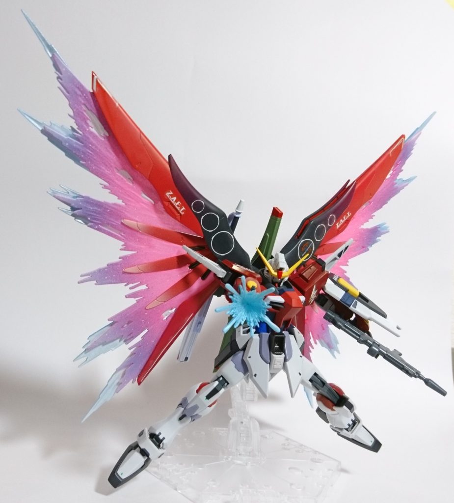 【ショット⑦ パルマフィオキーナ】
こちらはメタブルー→ホワイトでグラデーション。
脚部の部分塗装はメカグレー+ホワイトです。