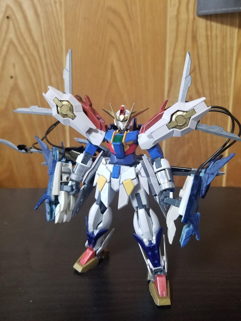 ライト＆レフトアームズバーストトランザム

リバーシグラディウスは4つの太陽炉を両肩、両腰に装備しており各太陽炉を好きな箇所好きな時にトランザムさせる事が可能である。
両肩のシールド型太陽炉のクロー部が開くとそこから一気に粒子を放出し碗部の破壊力と打撃スピードをあげることが可能であるが通常より使用可能時間が短い