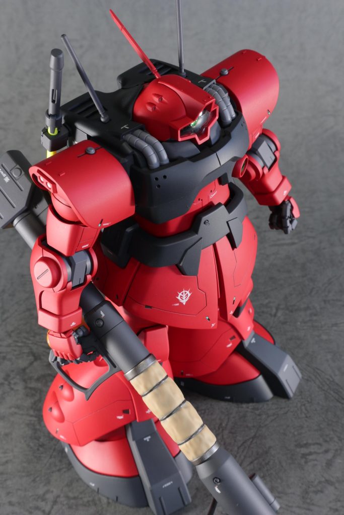 配色は赤を多めにしましたがちょっとリックディアスっぽいですね