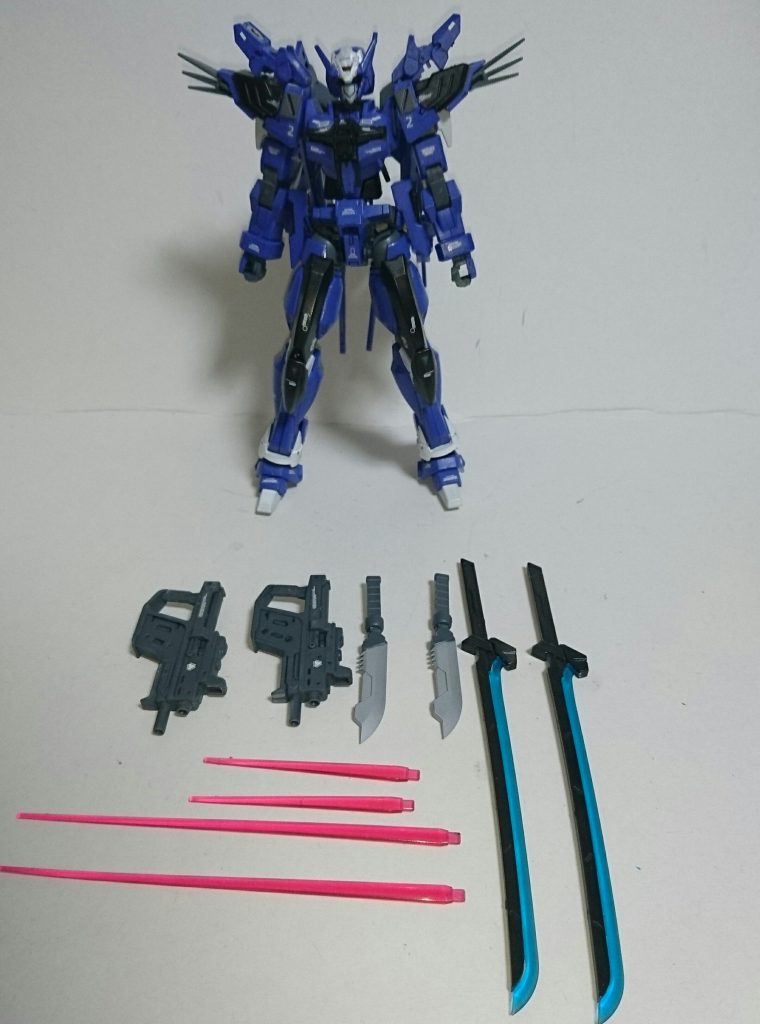 ## ・装備品一覧
近接戦闘が主体なのでシンプルにまとめています。
突撃砲2丁
ファイティングバヨネット2振
長刀2振
後はGバウンサーの共通装備のビームサーベルとニードルガンです。