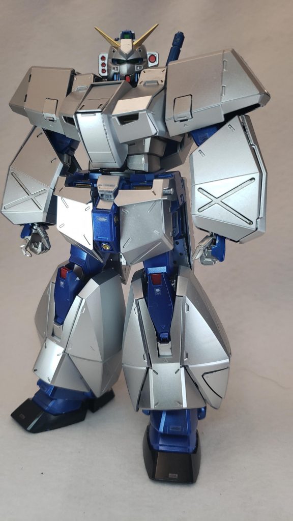 一年戦争末期に連邦軍内で進められていたフルアーマーオペレーションの一環として開発された複合装甲。「チョバム」 (CHOBAM) は（Ceramics Hybrid Outer-shelled Blow up Act-on Materials, セラミックス複合外装による爆発反応材質）の略[3]。本作品におけるチョバムアーマーの名称は、旧世紀の同名の装甲技術と、開発にチョバム地方の技術者が関わっていたことに由来する[3][注 7]。アーマー装備時のNT-1はガンダムNT-1・FA（型式番号：RX-78NT-1FA）と呼ばれる