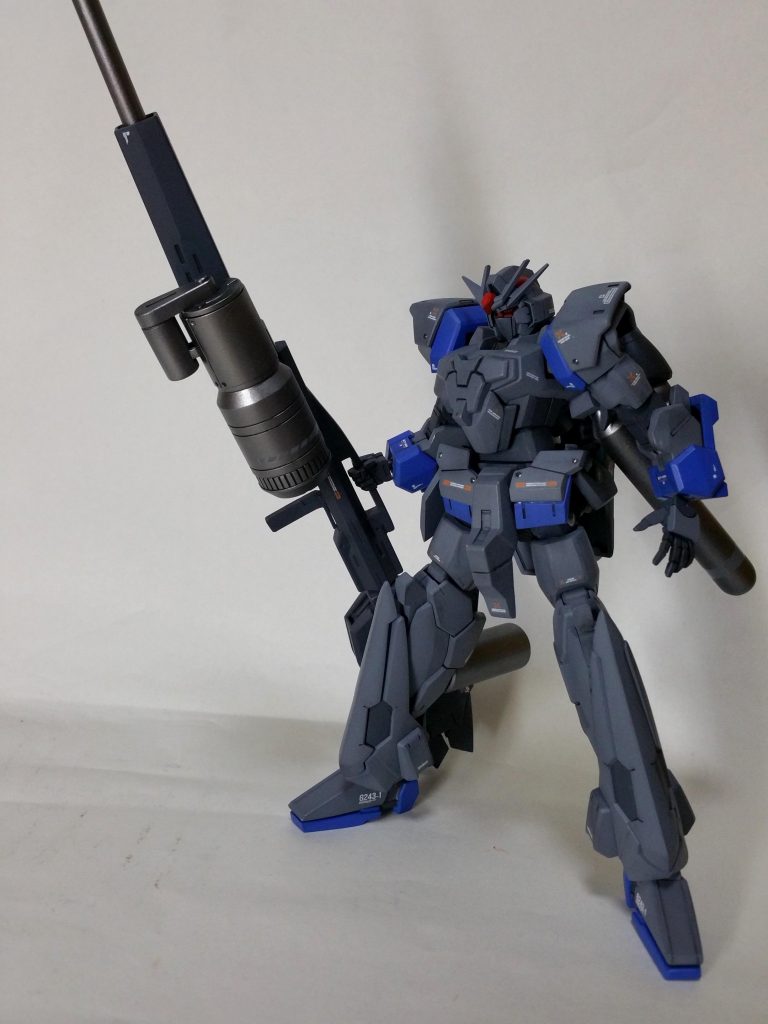 ランチャー持った立ち姿です! 手首が負けそうでボール軸をガッツリ太らせたけど今度は軸が折れないか不安……