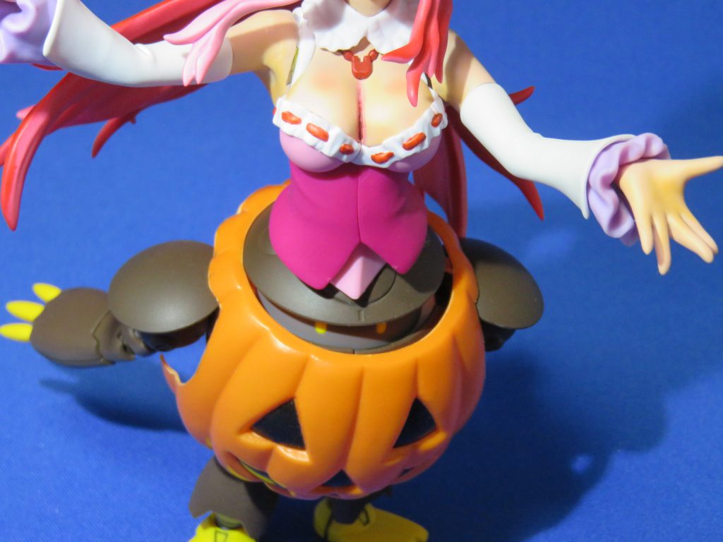 モモカプルをベースにハロウィン仕様ですが
上にはもっと怖いものを乗っけておきました