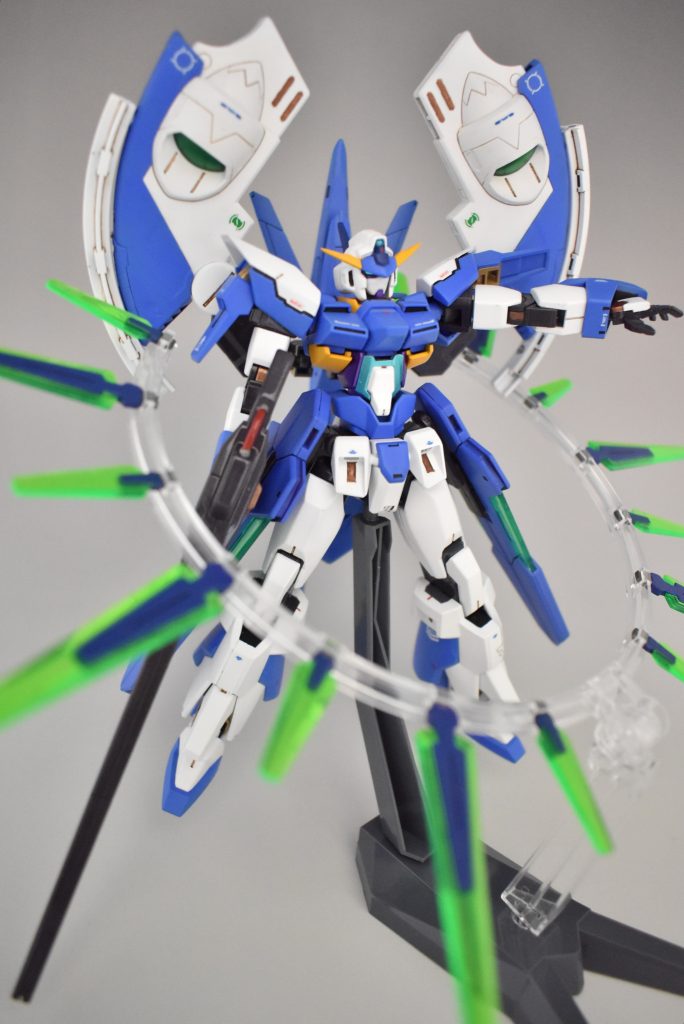 アイギス型 アクション⑤
背面Cファンネル格納ユニット アマルテイア。
強化版サイコフォローシステムを搭載。
チャージも行う。