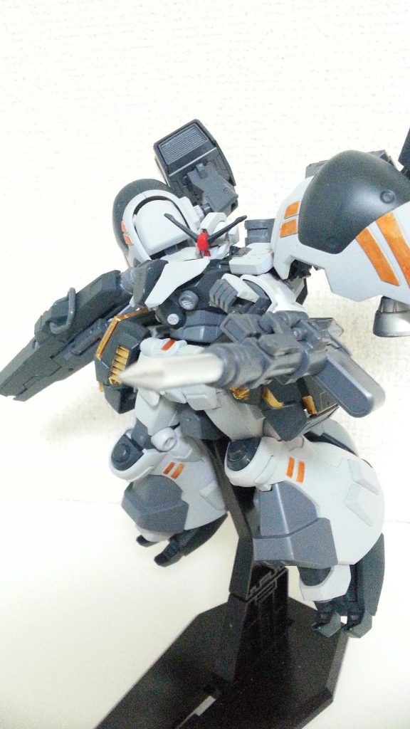 GNパイルバンカー。
ぬるっと貫通しそう。