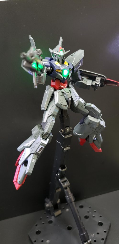 火力よりも連射性を重視したビームライフル。
トランザムするとバルカン並の連射ができるようになります。