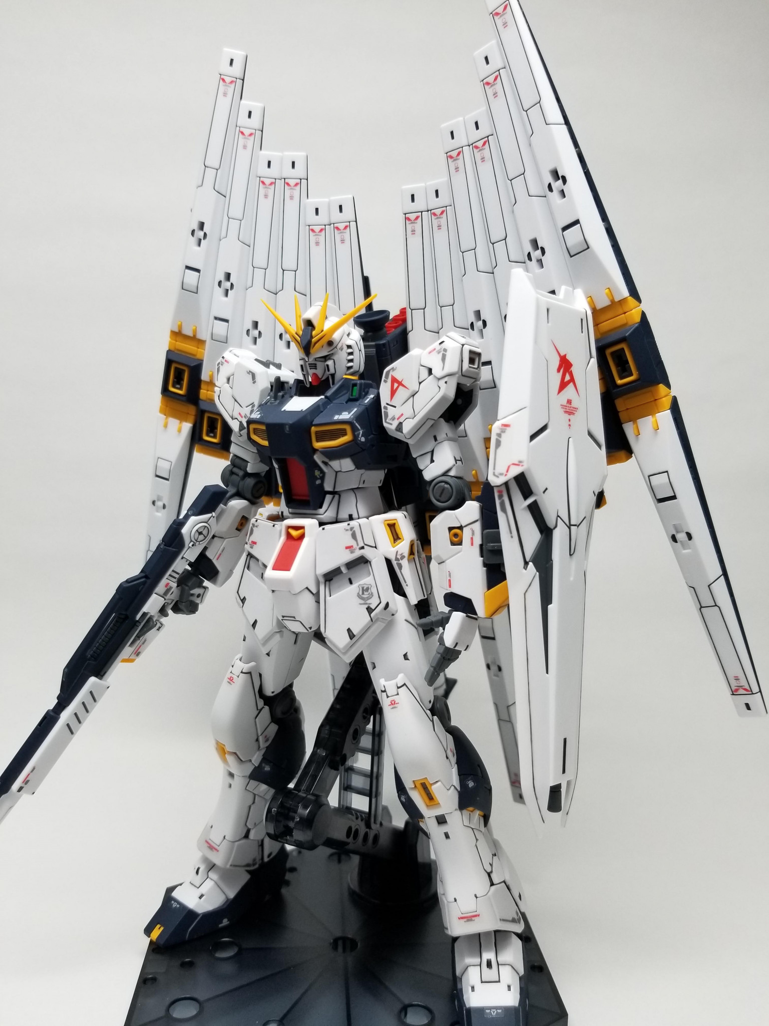 Rg ニューガンダム ノーマル装備 ダブルフィンファンネル装備 Maunten さんのガンプラ作品 Gunsta ガンスタ