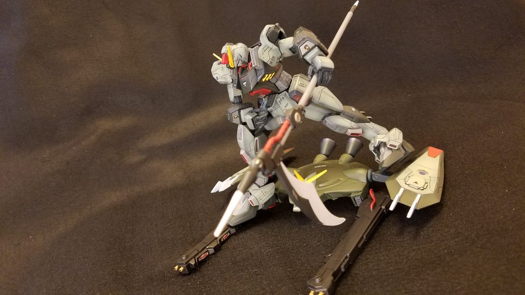 移動形態ですw
ギャ◯ン風?または金◯雲なイメージで🤣
ジャスティスに出来るのならばやらせました🎵