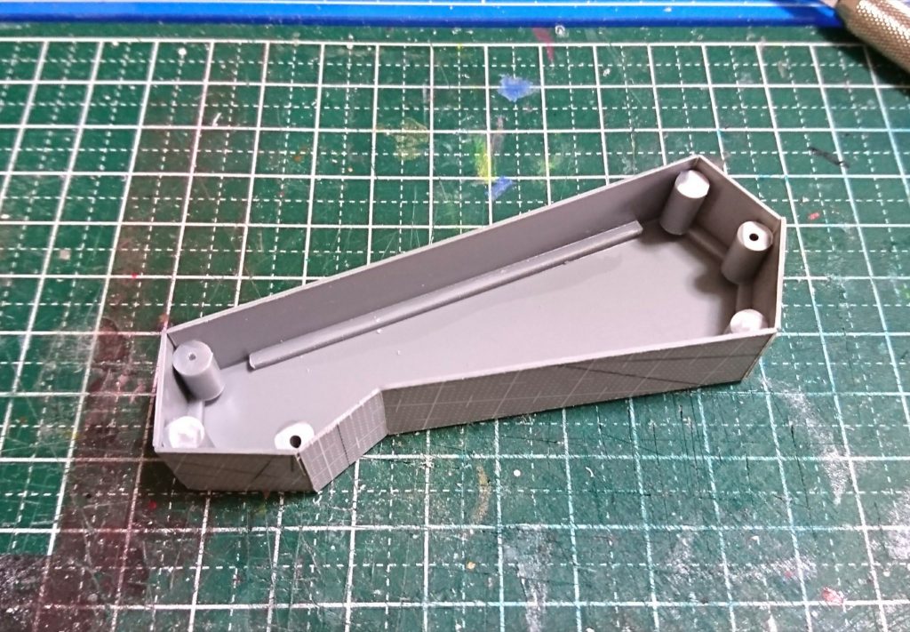 ビームガトリングのカバーとして、箱組みに初挑戦。