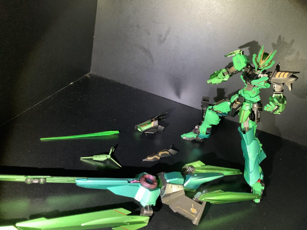 各武装とユニットはこのように
腕武器や変形機構を持つ武装が
個人的に好きなんですが、
それを難なくクリアするガントレットに
ノーネイムユニット…
後にご紹介するのですがカッコよすぎ…