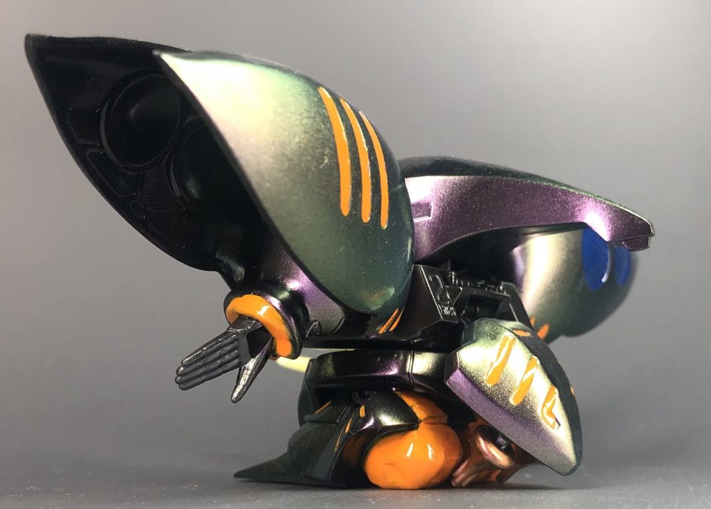 一番強烈に偏光するのは
カラーストリームパール顔料ビオラファンタジー
下地黒から塗ってます♪
仕上げはガイアノーツEXクリアです♪