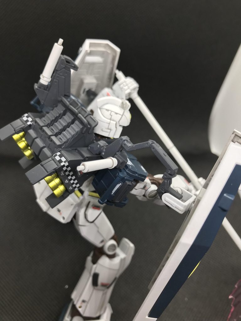 陸戦型ガンダムS型–5枚目/制作者：@Tori_kazu