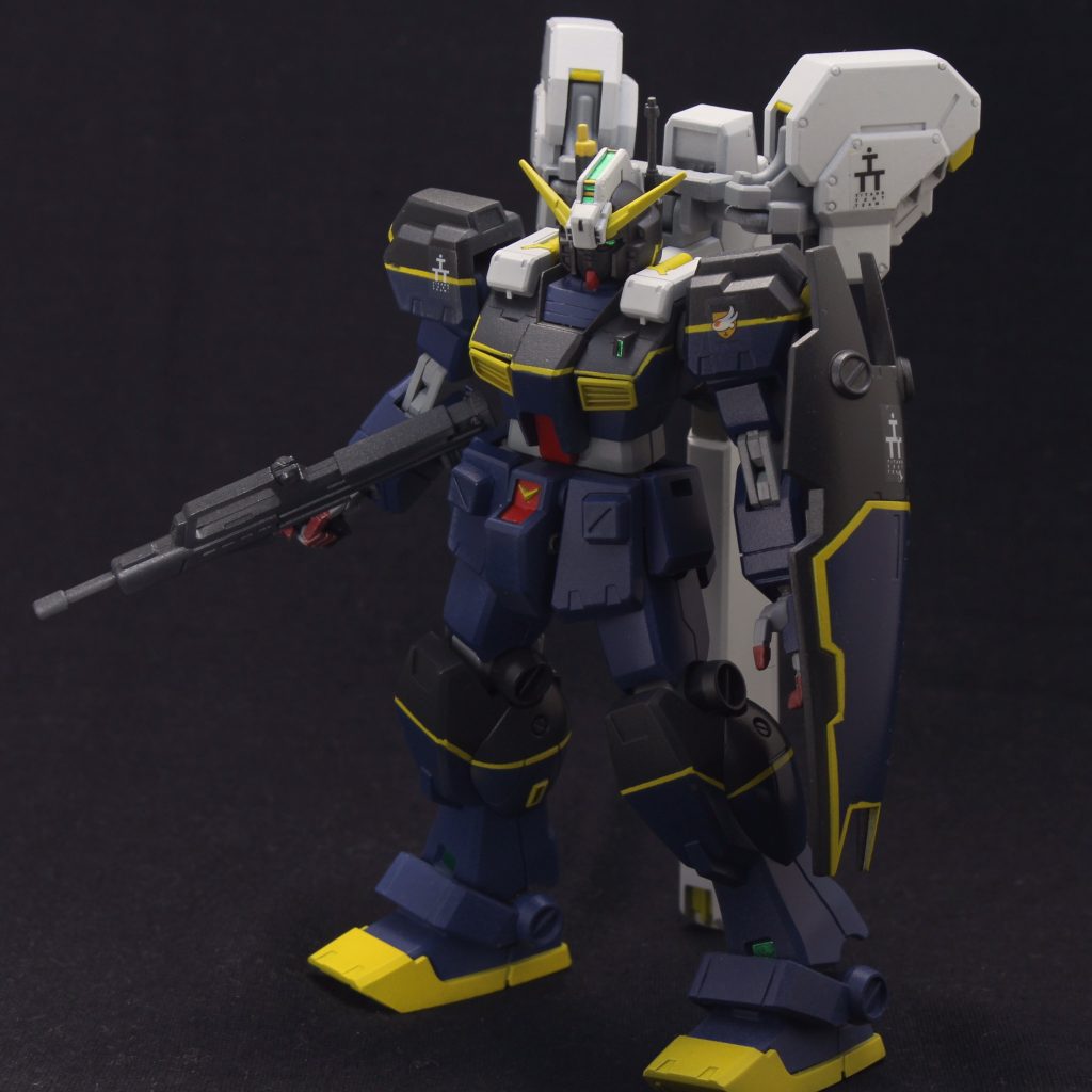 全体的にAoZらしい黄色のラインを入れています。
マスキングべたべたーとやるのが楽しかったです。