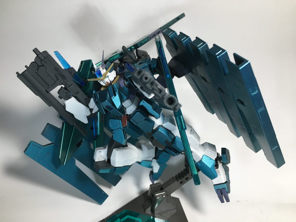 ライルといえば２丁拳銃ということでGNビームライフルIIのバルカンモードを２丁持たせました