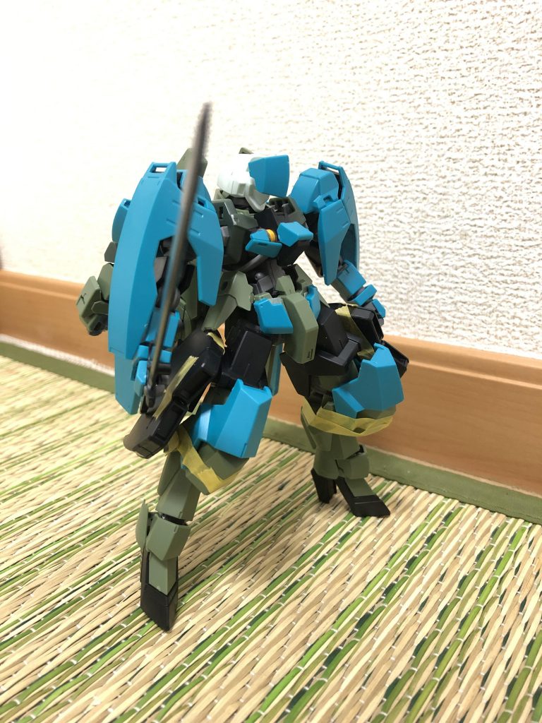途中工程。形は出来上がっています。