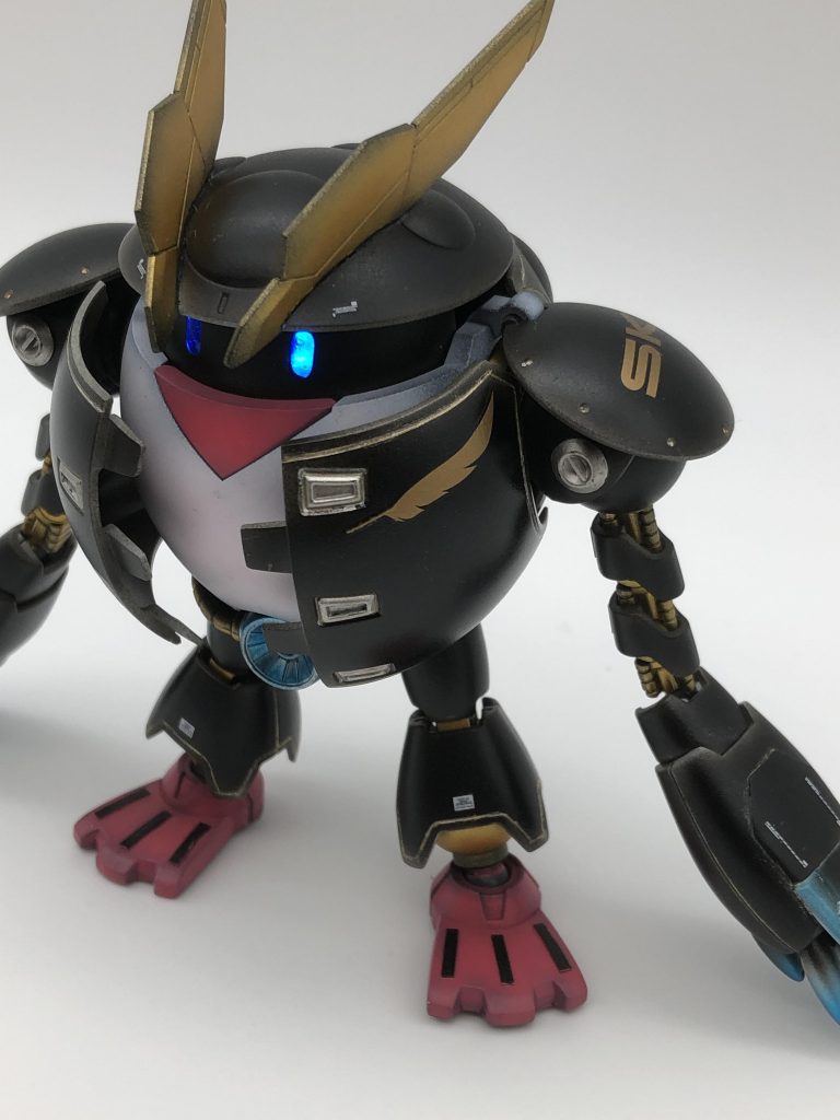 普通に塗装するだけでは面白みにかけるので私が使っている一万円以下の激安エアブラシセットでグラデーション塗装が出来るのか試してみる事にしました
出来てるのか?_:(´ཀ`」 ∠):