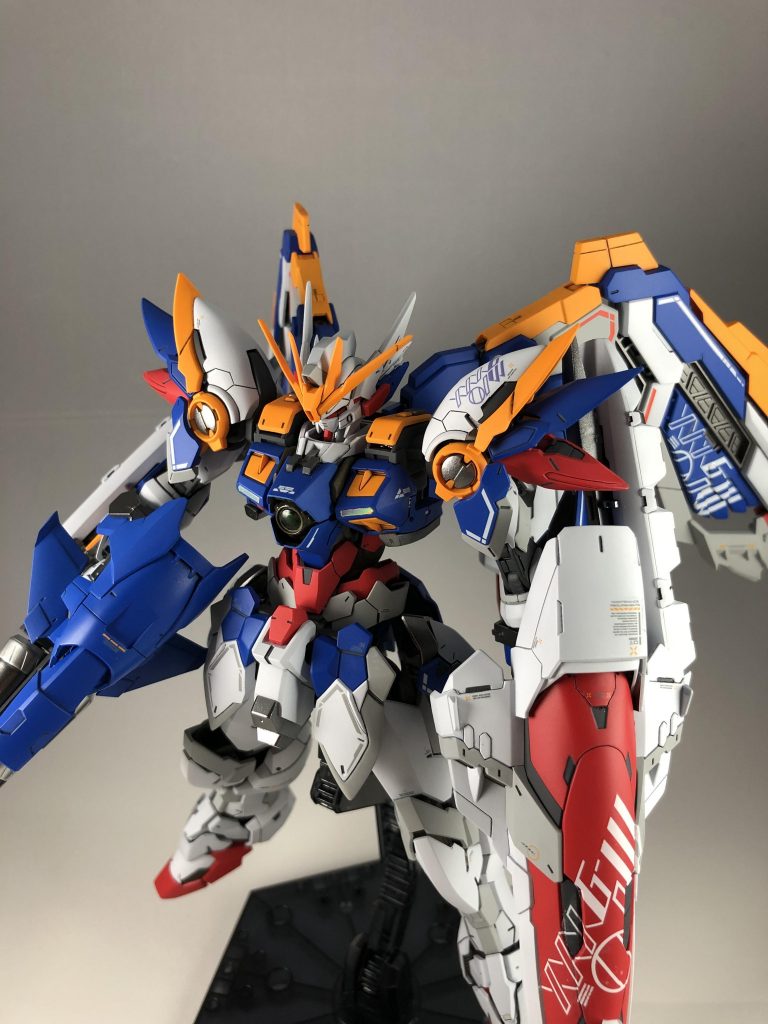 ちなみにセンサー部分にはホログラムフィニッシュを貼っています。