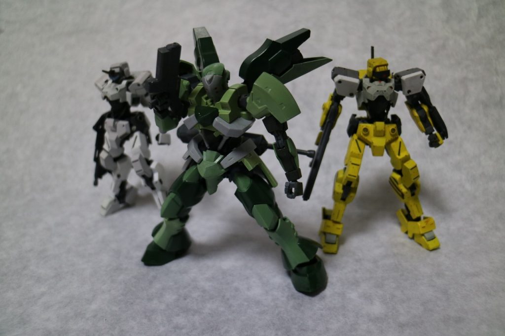 他の作品と一緒に。