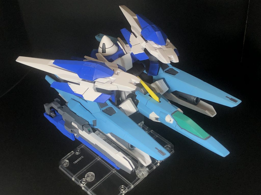 GNF-003 サテライトライザーパックを装備。このパックにはGNドライヴが一基搭載されているので、攻撃や防御等あらゆる性能が飛躍的に強化される。また、作品系統的にもかなり相性が良い模様。