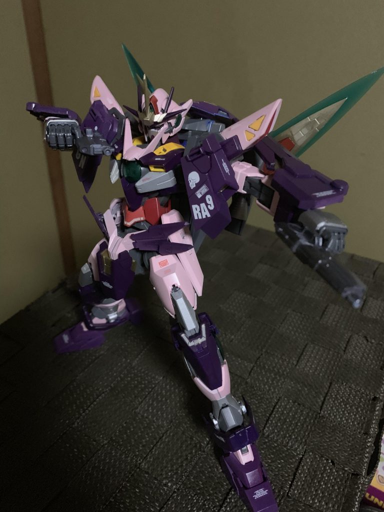 というか腕と肩はまんまノワールなので動かせて当然ですねww