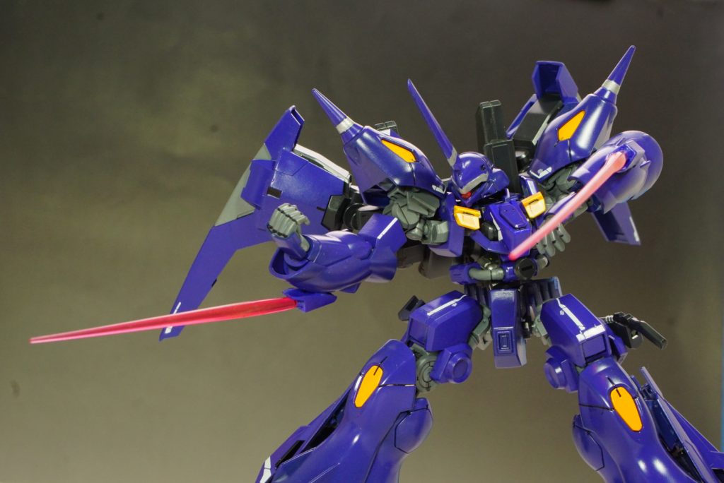 メインウェポン2:ビームサーベル