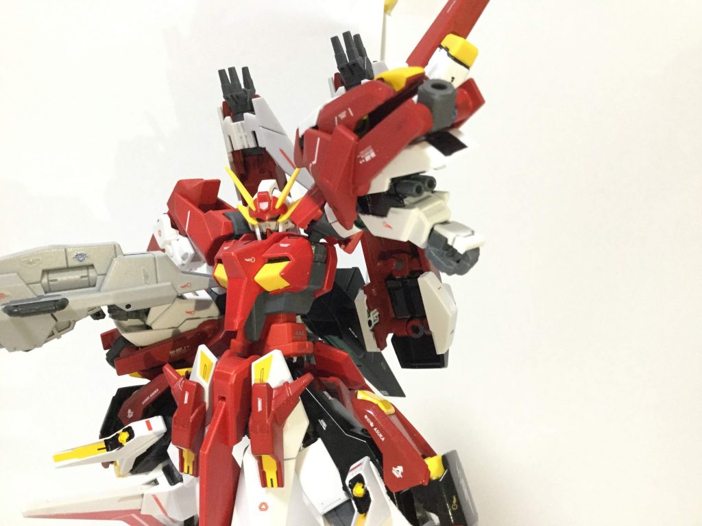 ビームサーベル&ビームマシンガン
こちらは装備をそのまま使用可能