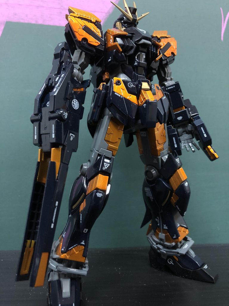 斜め下から