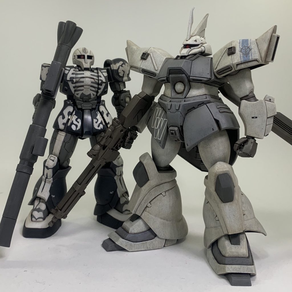 HGと並べても遜色無いかな（立ちポーズ限定）