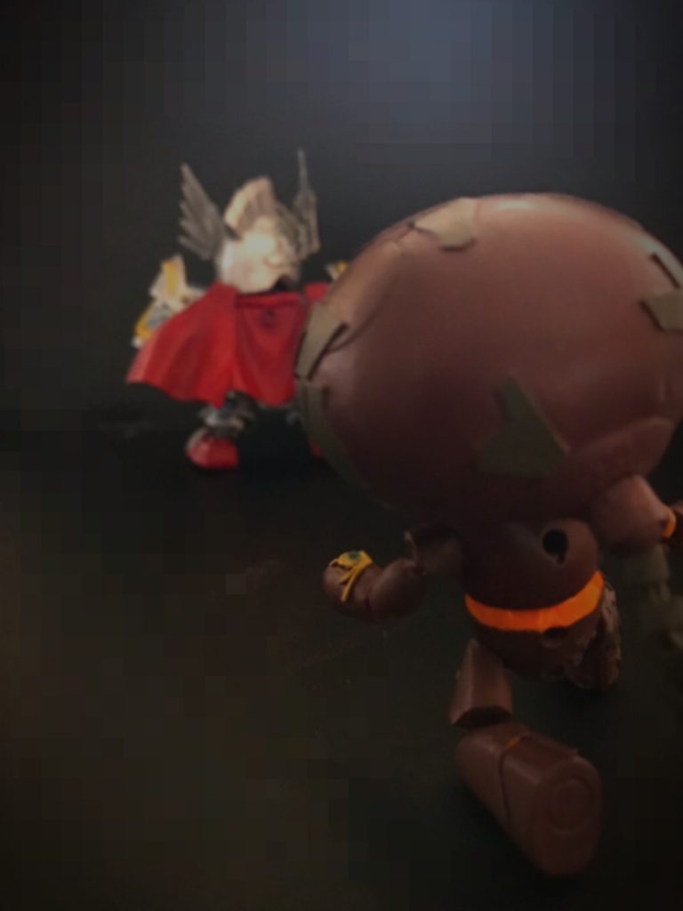 そしてゴーレムは運命の出会いを果たすことになる。
その出会いは、何を意味するのか?
旅の最中に聞いた勇者の伝説
ラクロアと呼ばれる地でゴーレムの物語はひとつの節目を迎える。